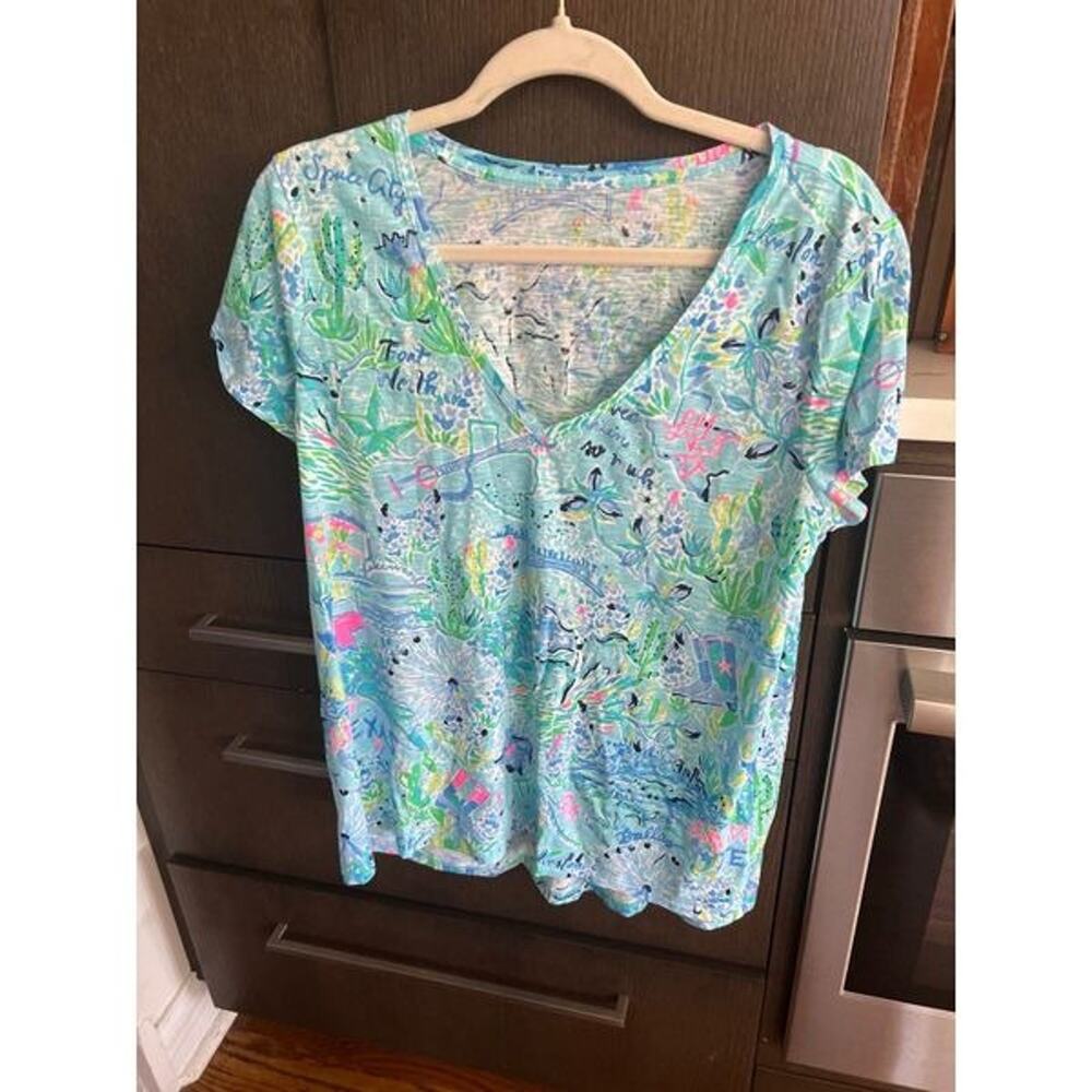 Lilly pultizer Etta sunshine piece size large